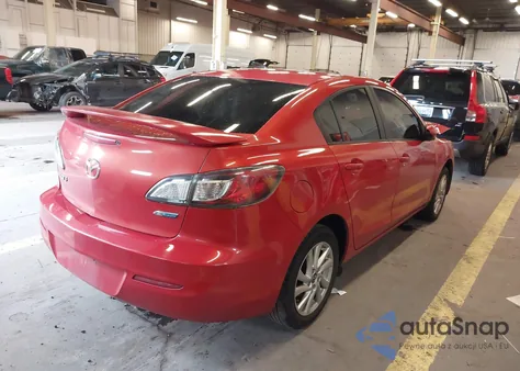 2013 Mazda Mazda3 I Touring z USA, uszkodzony, nr VIN JM1BL1VP5D1735763